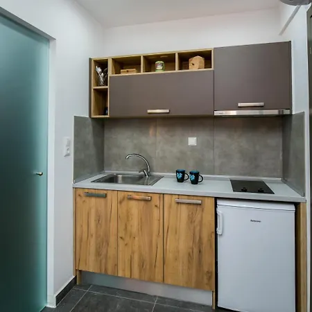 Linden Apartment Potos